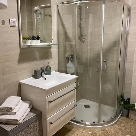 Lux Nena 2 - Zlatibor, Centar زلاتيبور